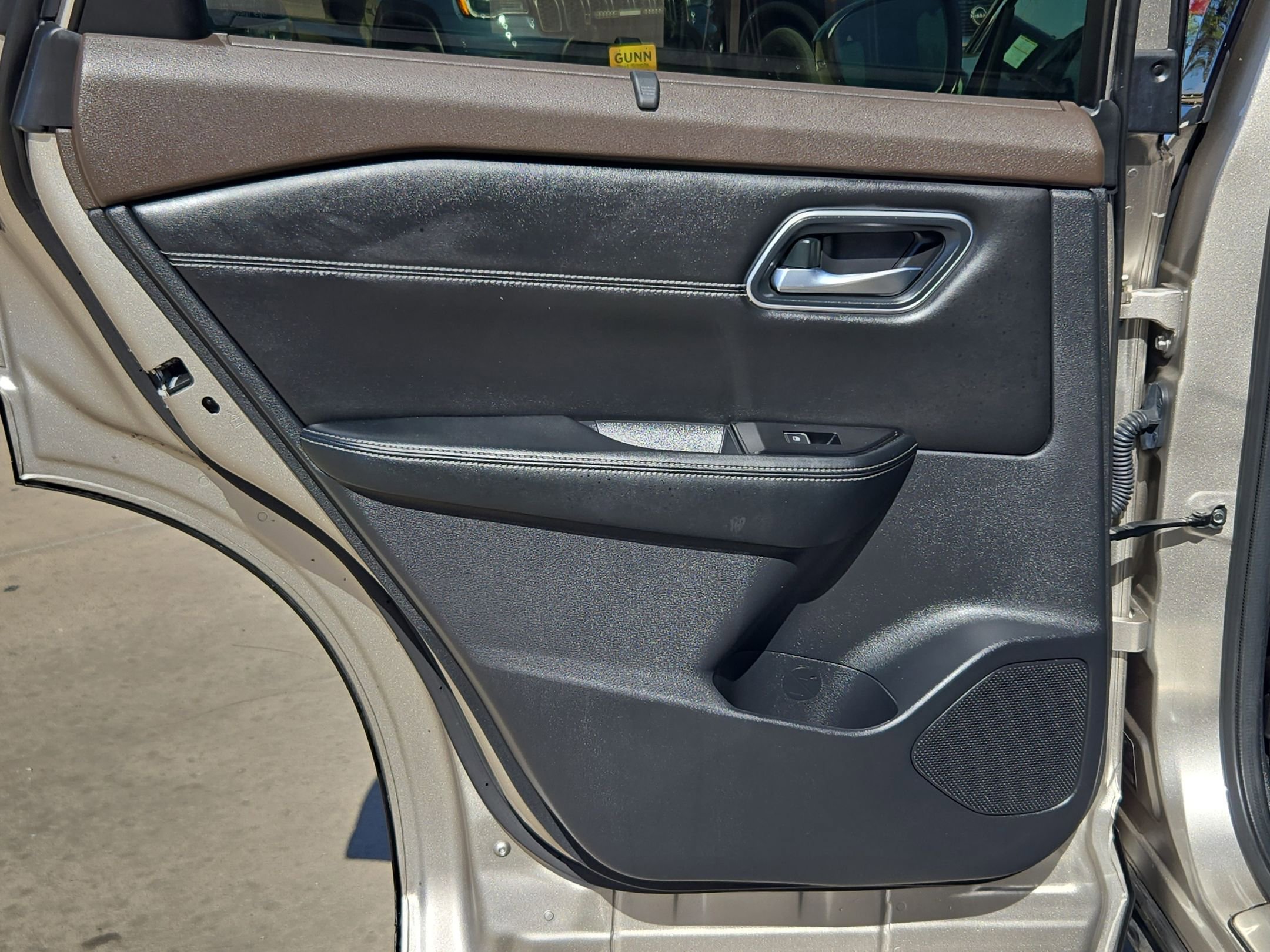 Used 2023 Nissan Rogue Platinum w/ Platinum Premium Package image 15