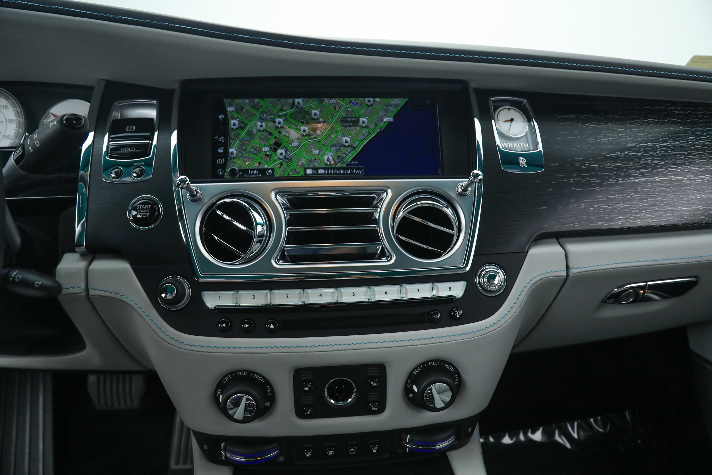 Used 2021 Rolls-Royce Wraith RWD image 31