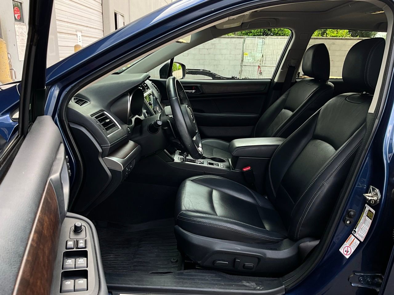 Used 2019 Subaru Outback 3.6R Limited AWD/4WD image 10