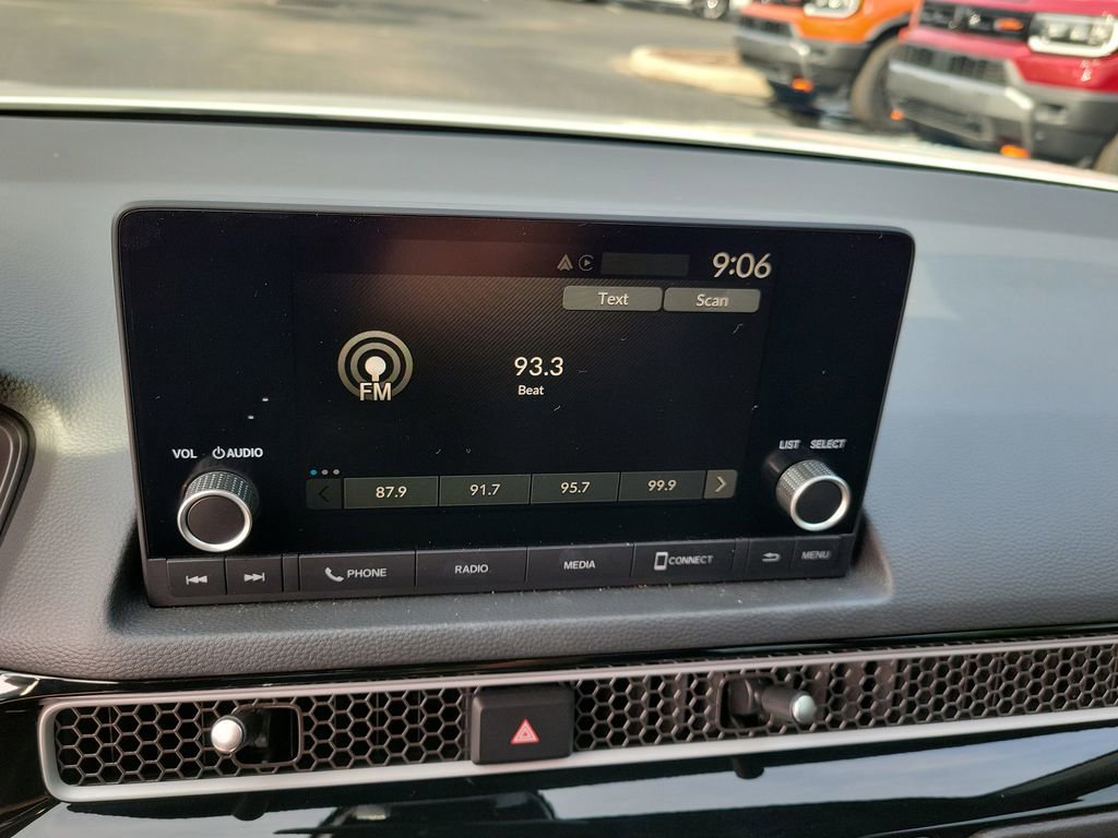 Certified 2025 Honda Civic Sport image 29