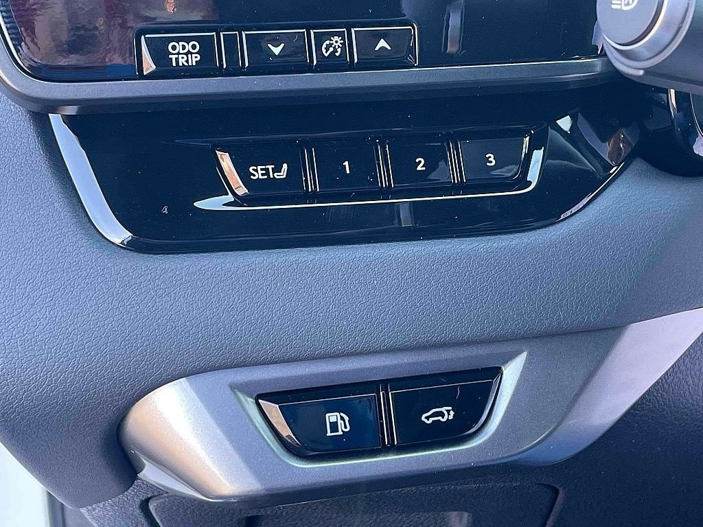 Certified 2025 Lexus RX 350 Premium Plus image 16