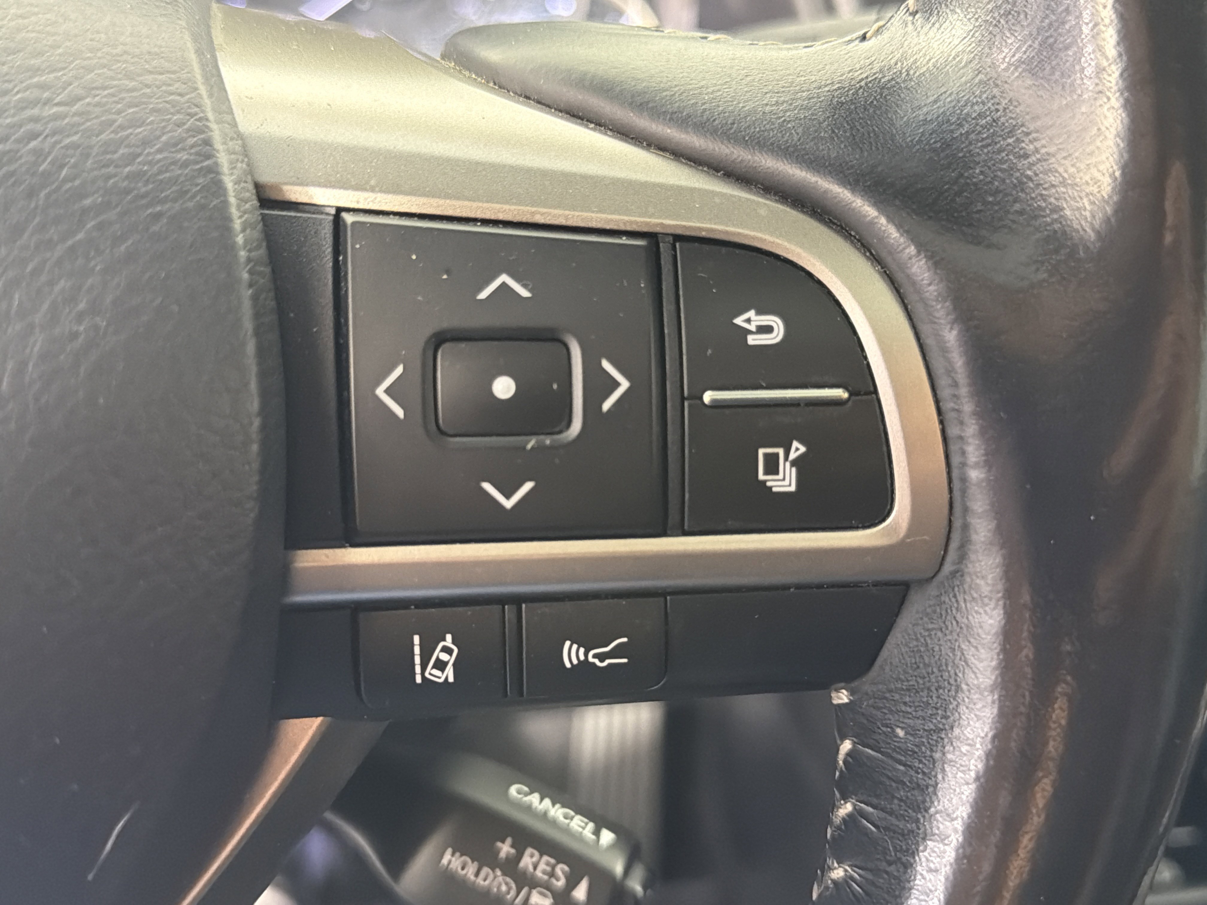 Used 2016 Lexus RX 350 AWD w/ Premium Package image 24