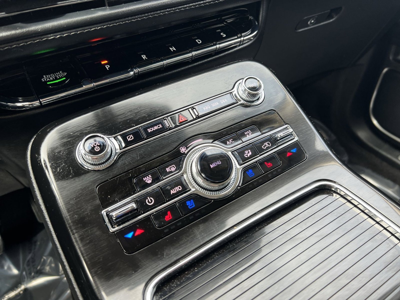 Used 2022 Lincoln Nautilus Reserve image 22