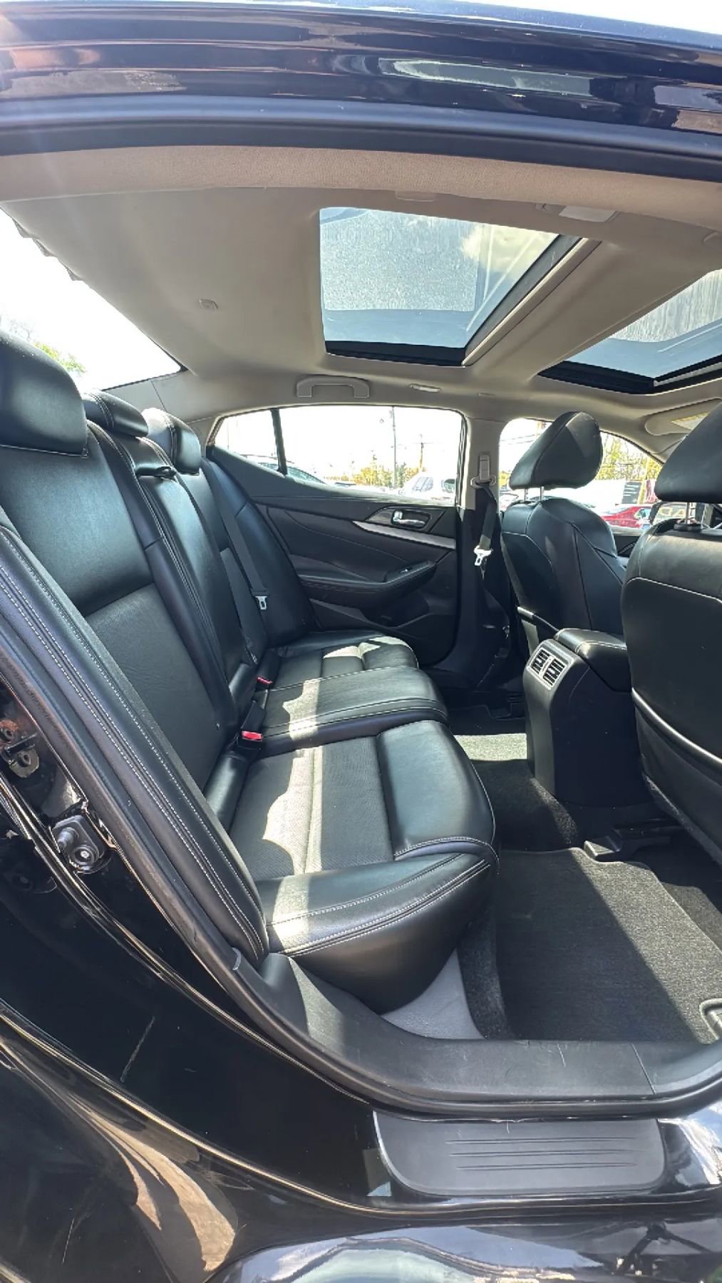 Used 2017 Nissan Maxima 3.5 SL FWD image 20