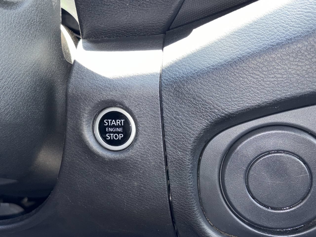 Used 2024 Nissan Frontier Pro-X w/ Pro Convenience Package RWD image 6