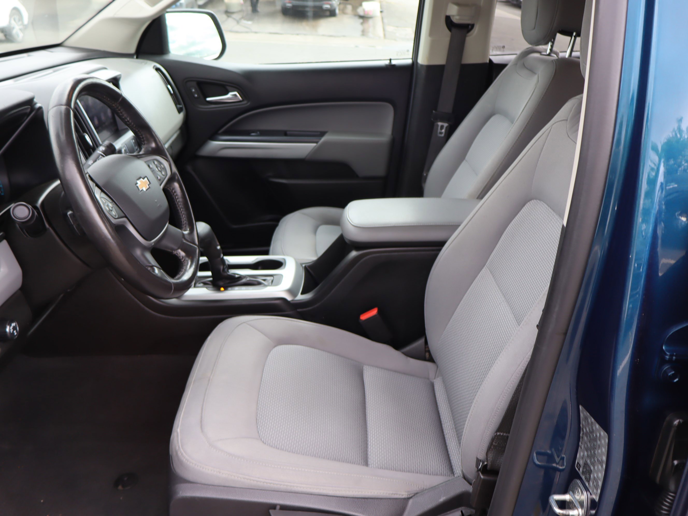 Used 2020 Chevrolet Colorado LT image 19