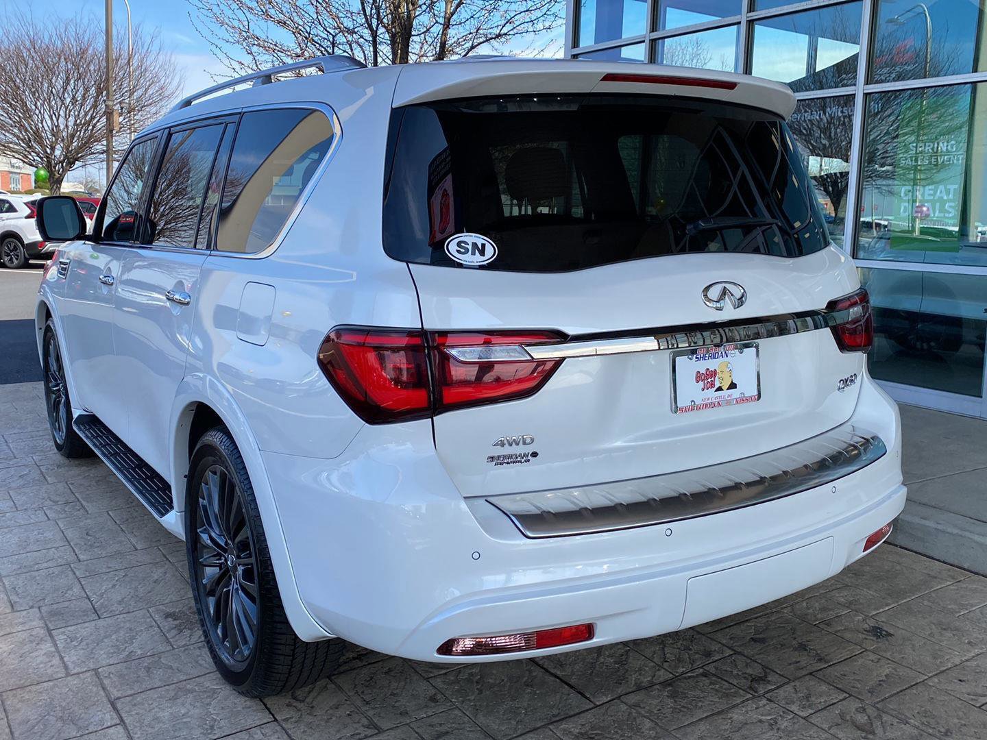 Used 2024 INFINITI QX80 Sensory image 5