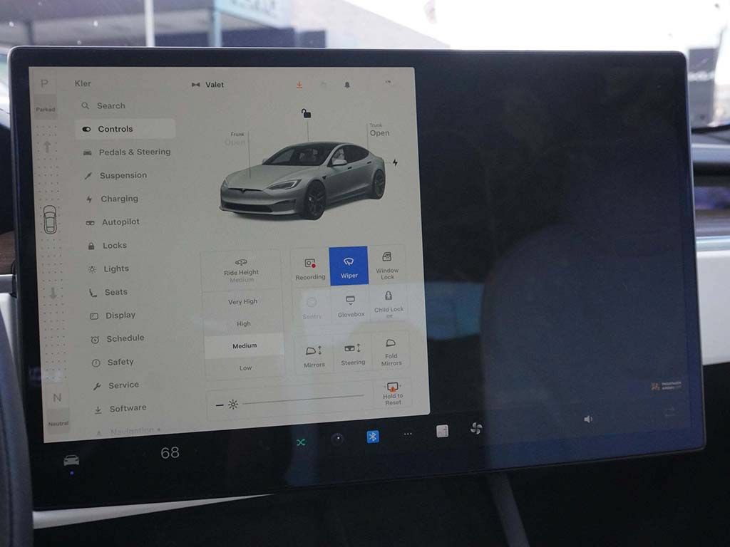 Used 2023 Tesla Model S AWD/4WD image 46