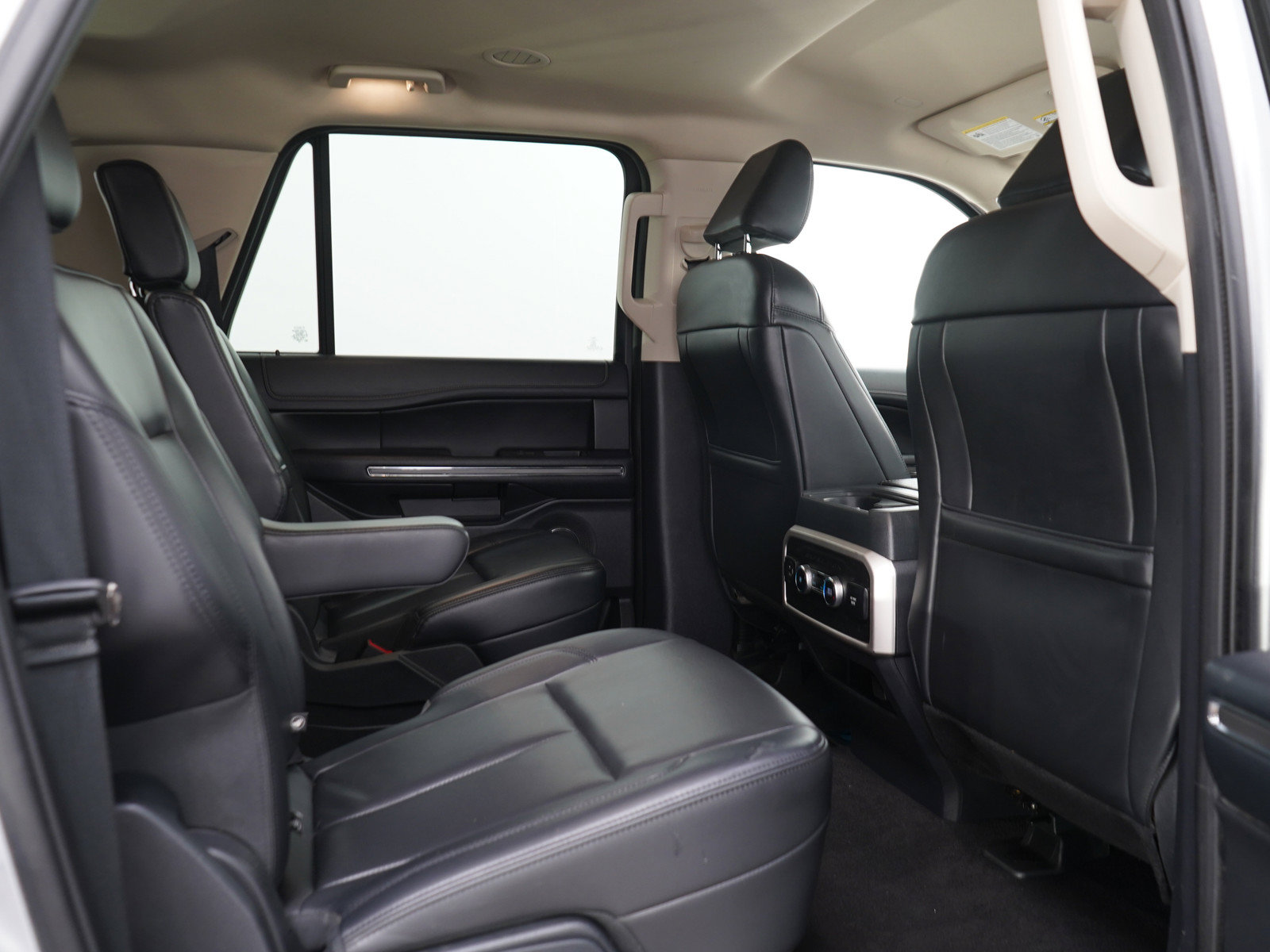 Used 2023 Ford Expedition Max XLT AWD/4WD image 12