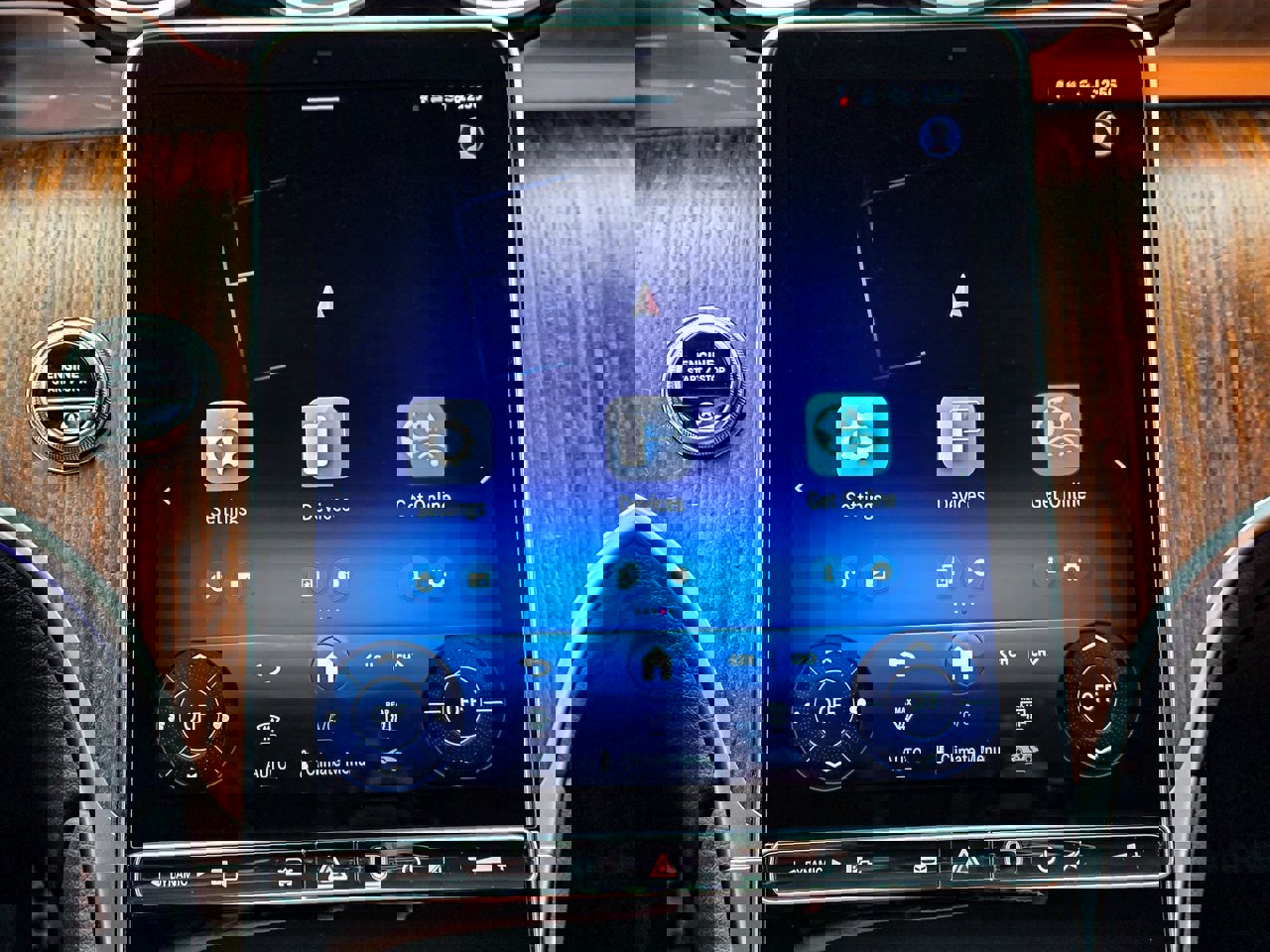 Used 2025 Mercedes-Benz GLC 300 4MATIC image 15