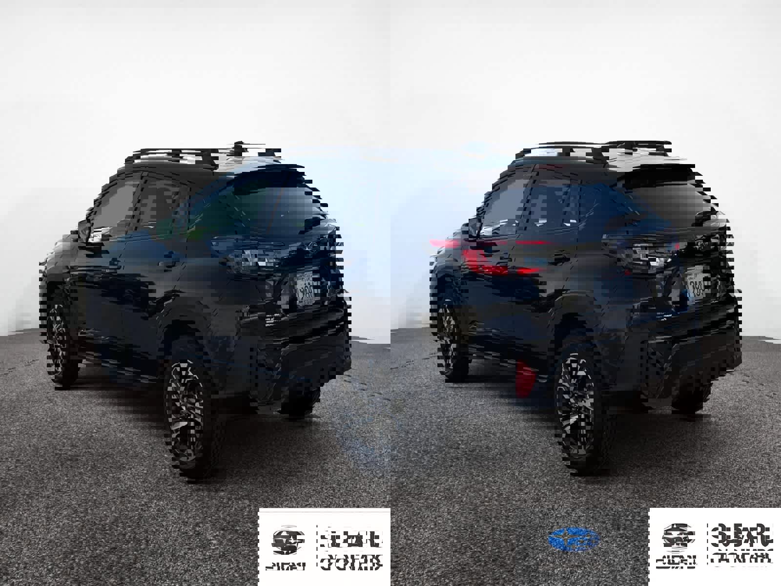 Certified 2024 Subaru Crosstrek 2.0i Premium w/ Crosstrek Mirror Package image 3