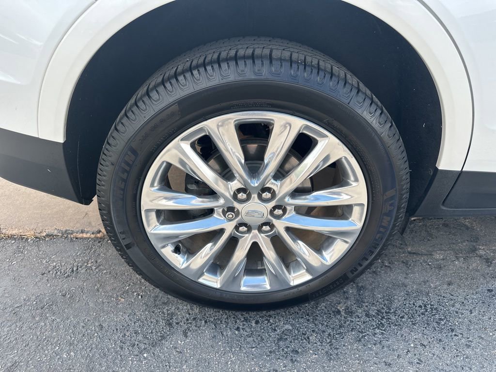 Used 2019 Cadillac XT5 Luxury w/ Advanced Security Package FWD image 41