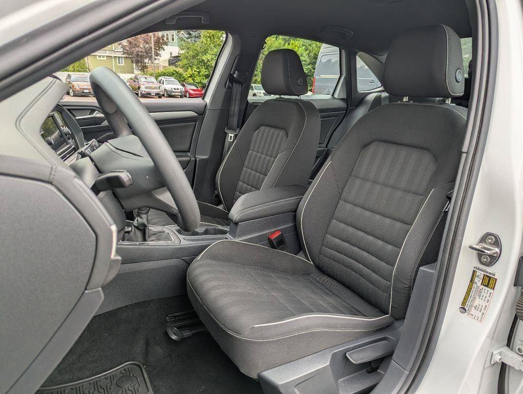 Used 2023 Volkswagen Jetta Sport FWD image 23
