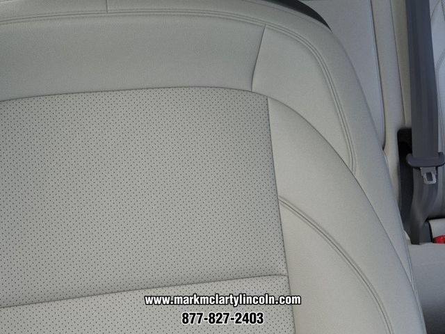 New 2026 Lincoln Nautilus Premier w/ Equipment Group 102A AWD/4WD image 16
