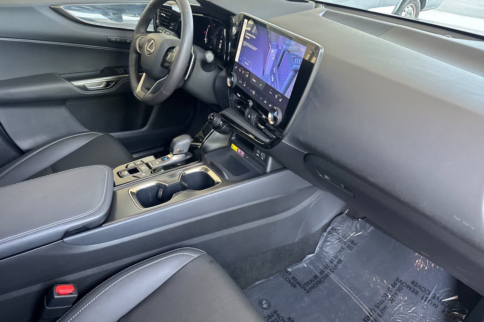 Used 2024 Lexus NX 350h AWD w/ Vision Package image 17