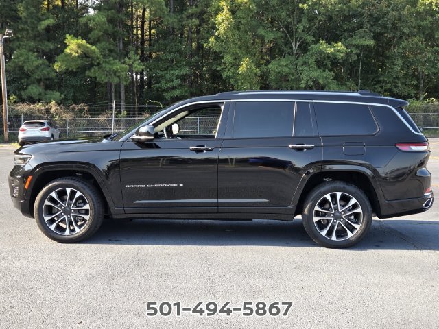 Used 2022 Jeep Grand Cherokee L Overland RWD image 2