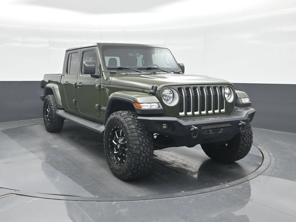 Used 2022 Jeep Gladiator Overland w/ Popular Equipment Package AWD/4WD image 8