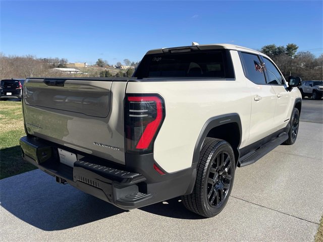New 2026 GMC Sierra EV Elevation w/ LPO, Elevation Dark Package image 6