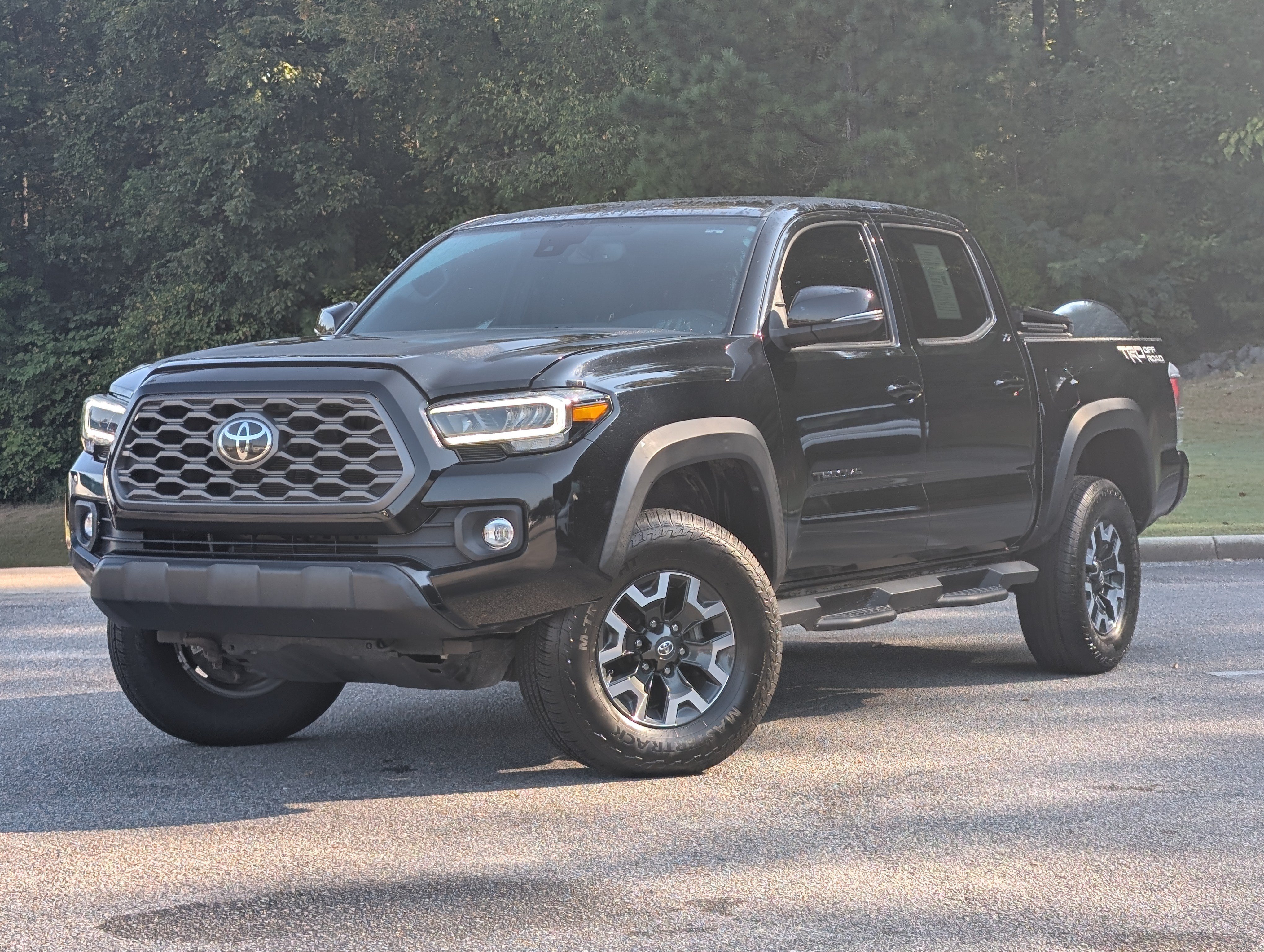 Used 2022 Toyota Tacoma TRD Off-Road w/ TRD Premium Off Road Package RWD image 4