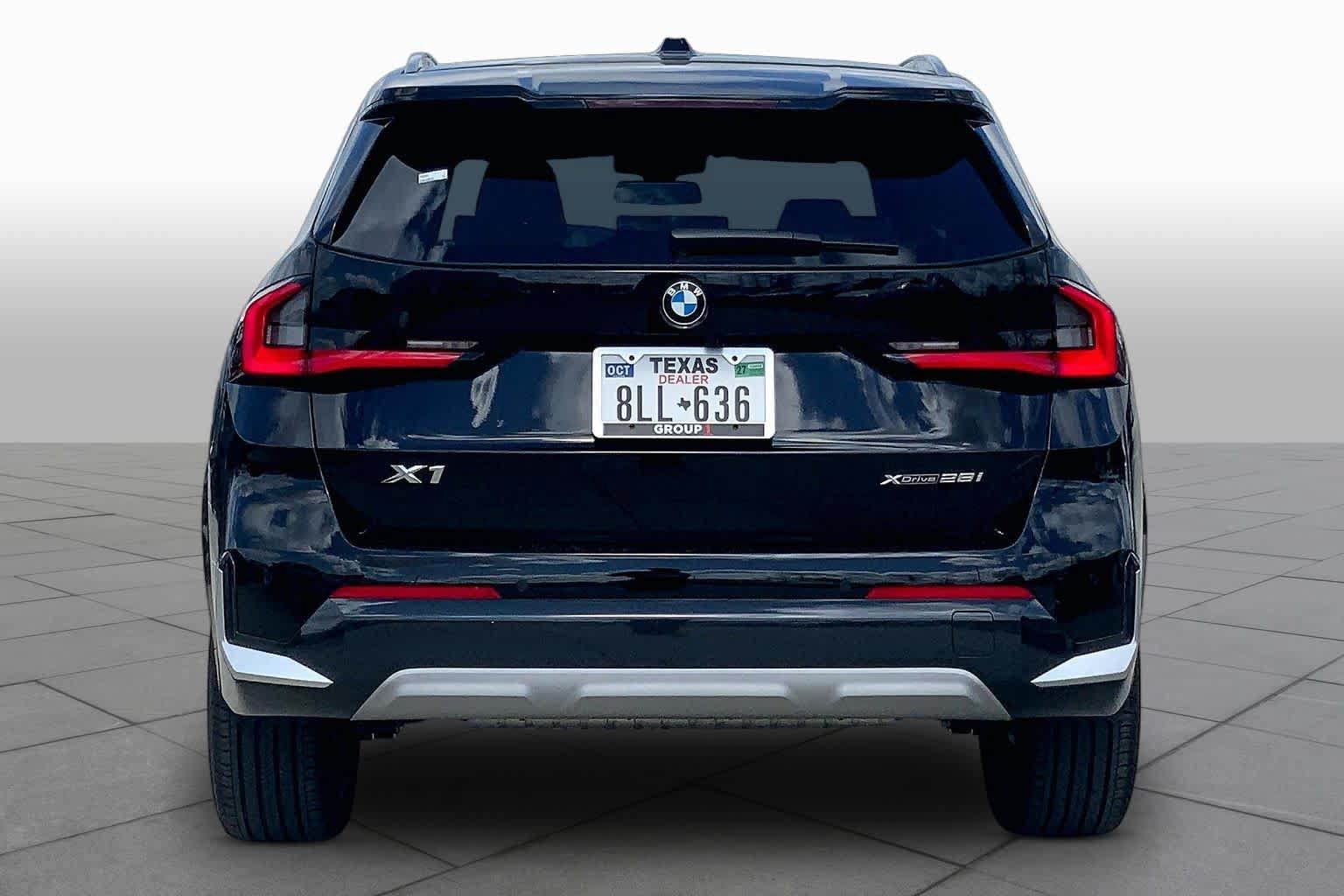 New 2026 BMW X1 xDrive28i w/ Technology Package AWD/4WD image 4