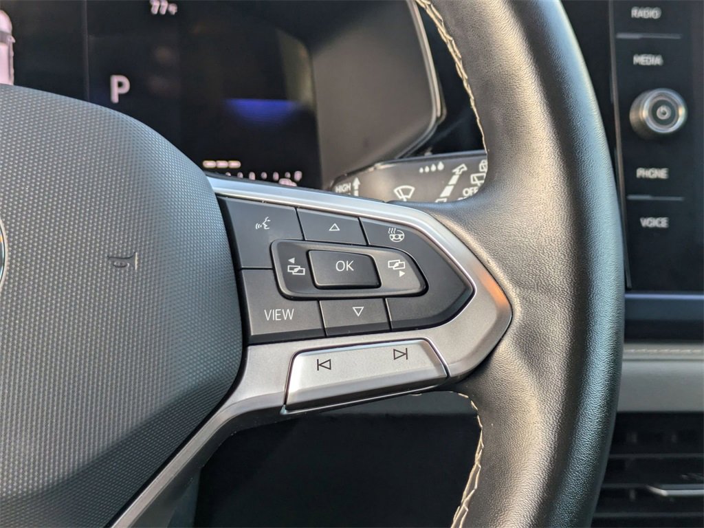 Used 2024 Volkswagen Taos SE image 20
