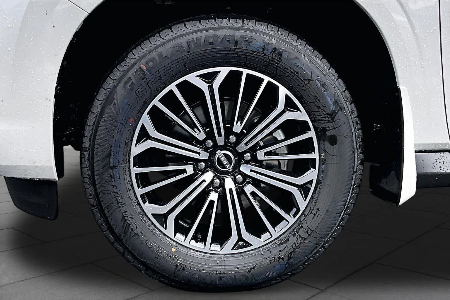 New 2026 Nissan Armada Platinum AWD/4WD image 11