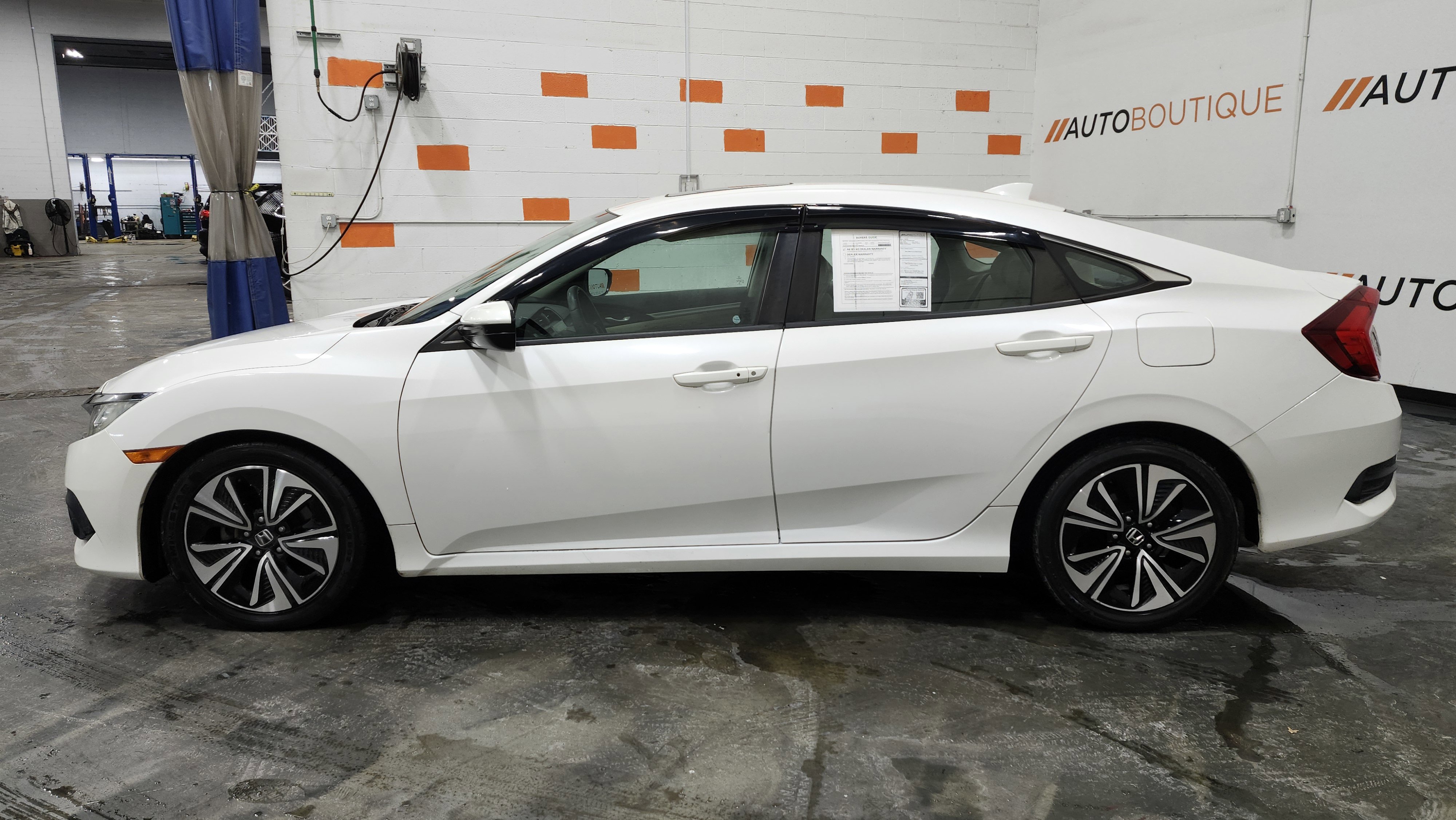 Used 2016 Honda Civic EX-T image 13