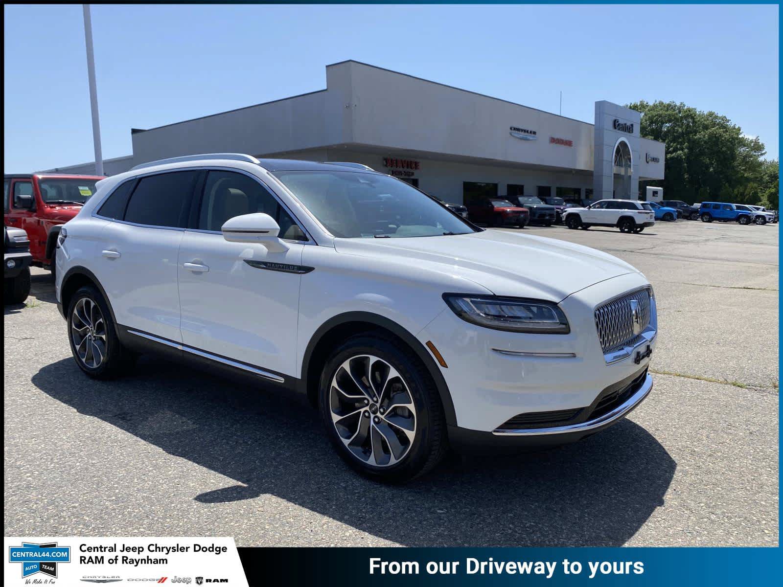 Used 2021 Lincoln Nautilus Reserve w/ Class II Trailer Tow Package AWD/4WD image 1
