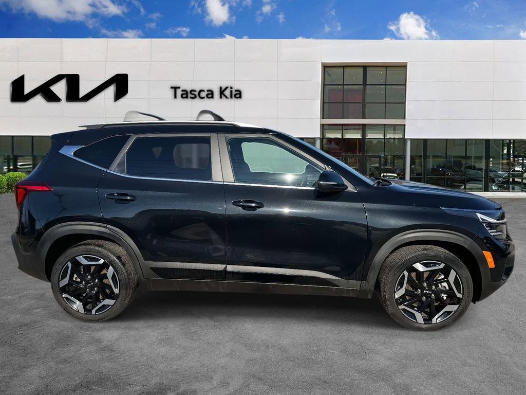 Used 2025 Kia Seltos SX image 3