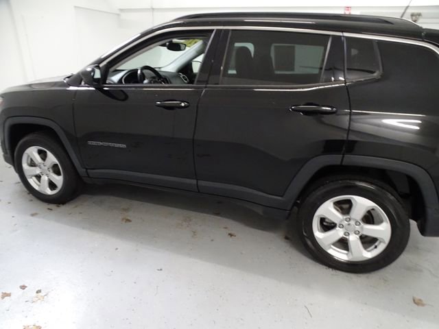 Used 2020 Jeep Compass Latitude w/ Cold Weather Group image 18