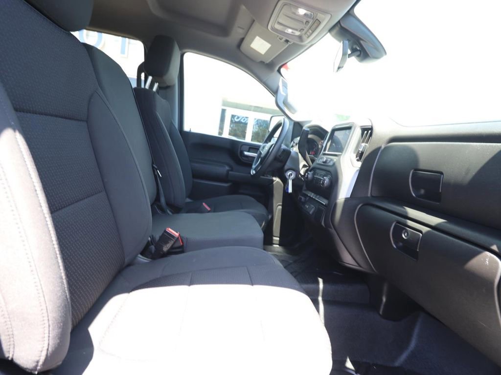 Used 2022 Chevrolet Silverado 2500 Custom w/ Custom Convenience Package AWD/4WD image 14