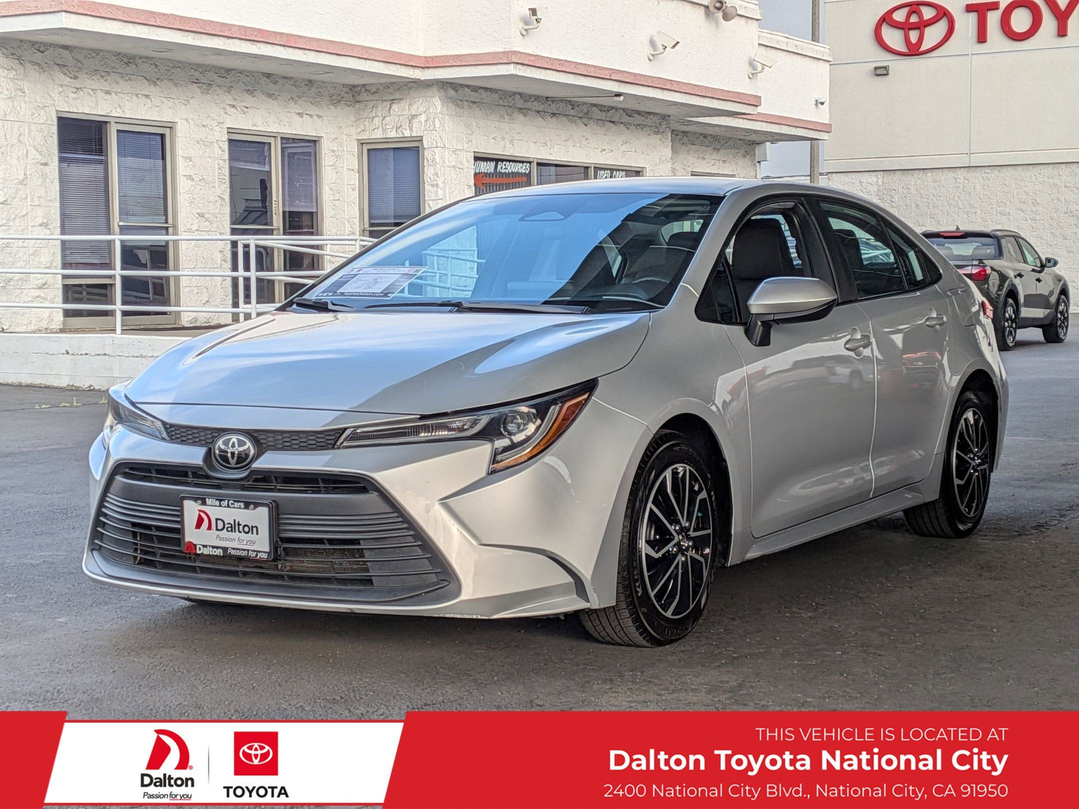 Used 2024 Toyota Corolla LE image 1