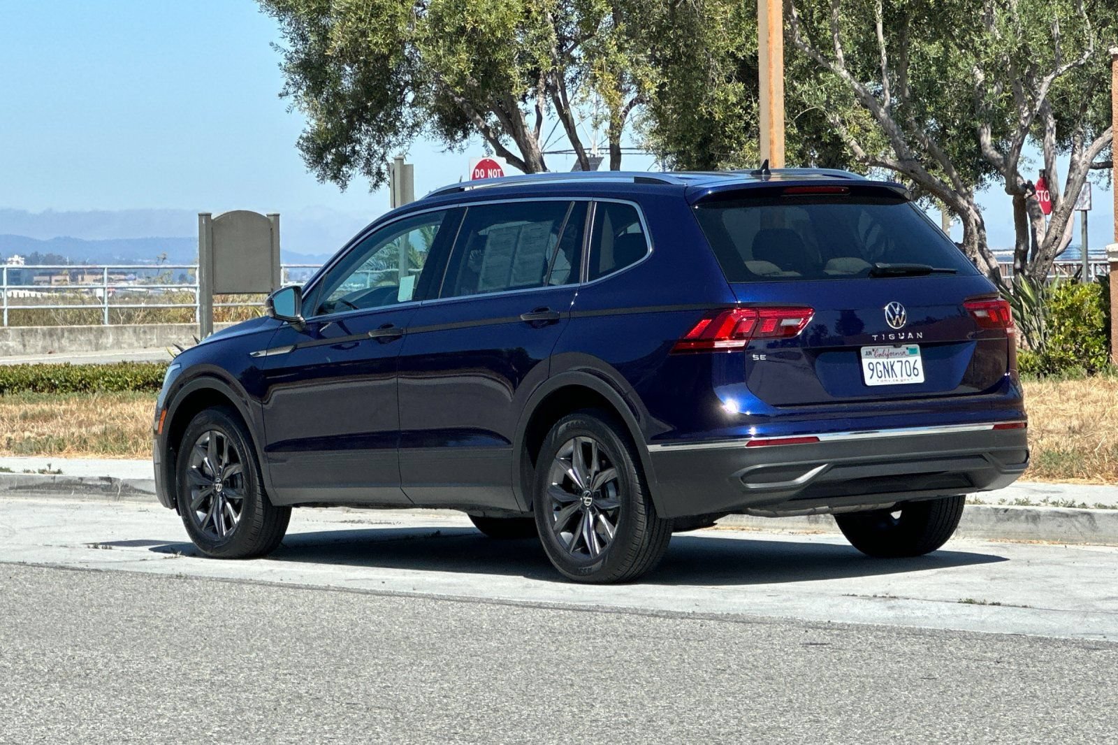 Used 2023 Volkswagen Tiguan SE FWD image 6