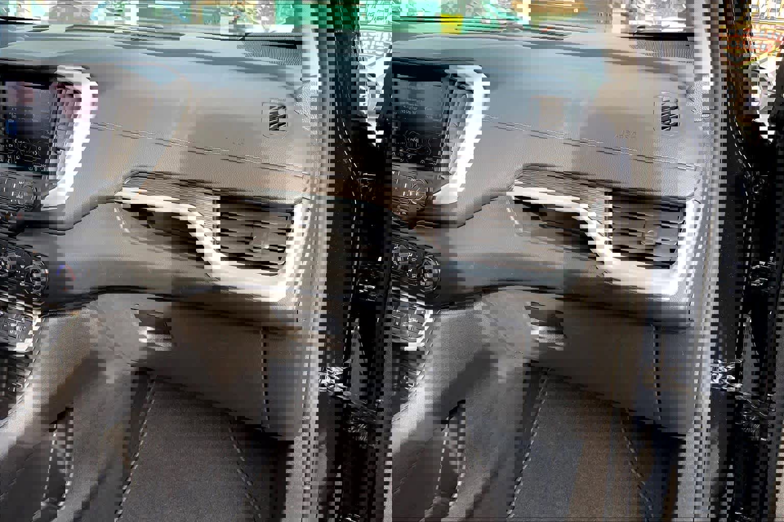 Certified 2022 GMC Terrain SLT image 16