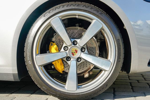 Used 2021 Porsche 911 Carrera image 15
