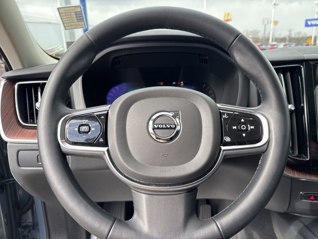 Certified 2023 Volvo XC60 B5 Plus w/ Climate Package image 20