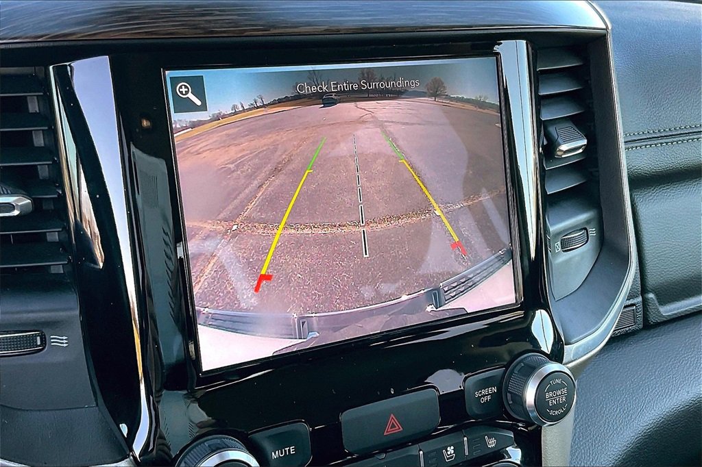 Used 2020 RAM 1500 Laramie image 27