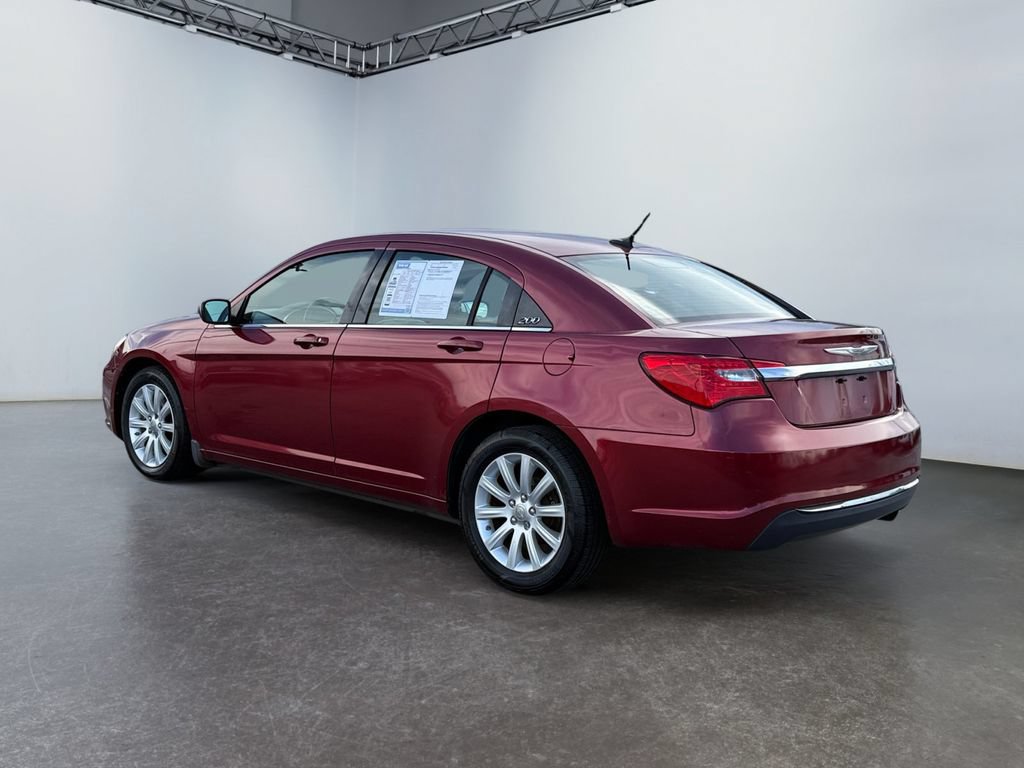 Used 2014 Chrysler 200 Touring FWD image 5