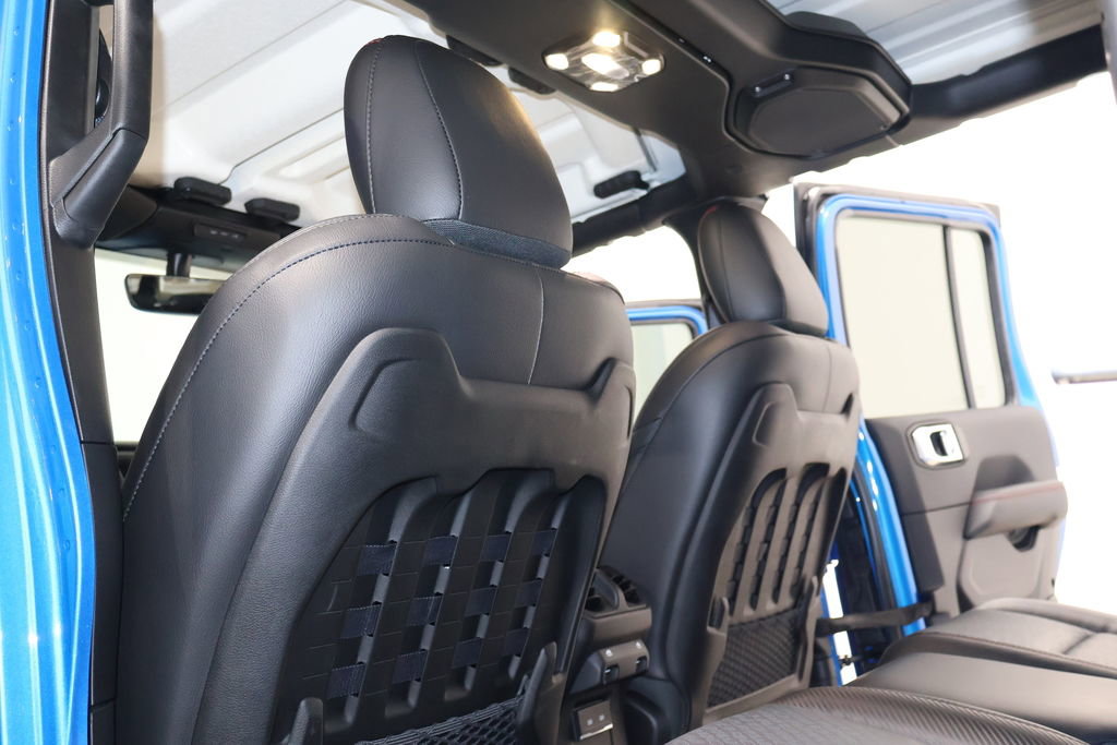 Used 2023 Jeep Gladiator Rubicon w/ LED Lighting Group image 43