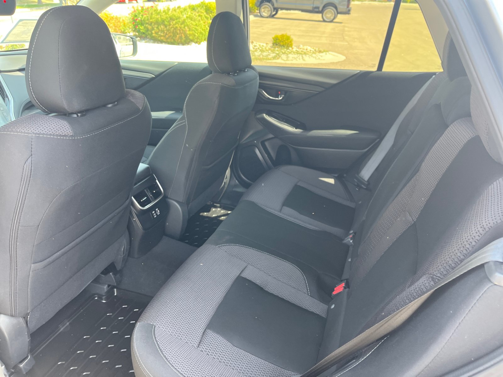 Certified 2024 Subaru Outback Premium AWD/4WD image 17