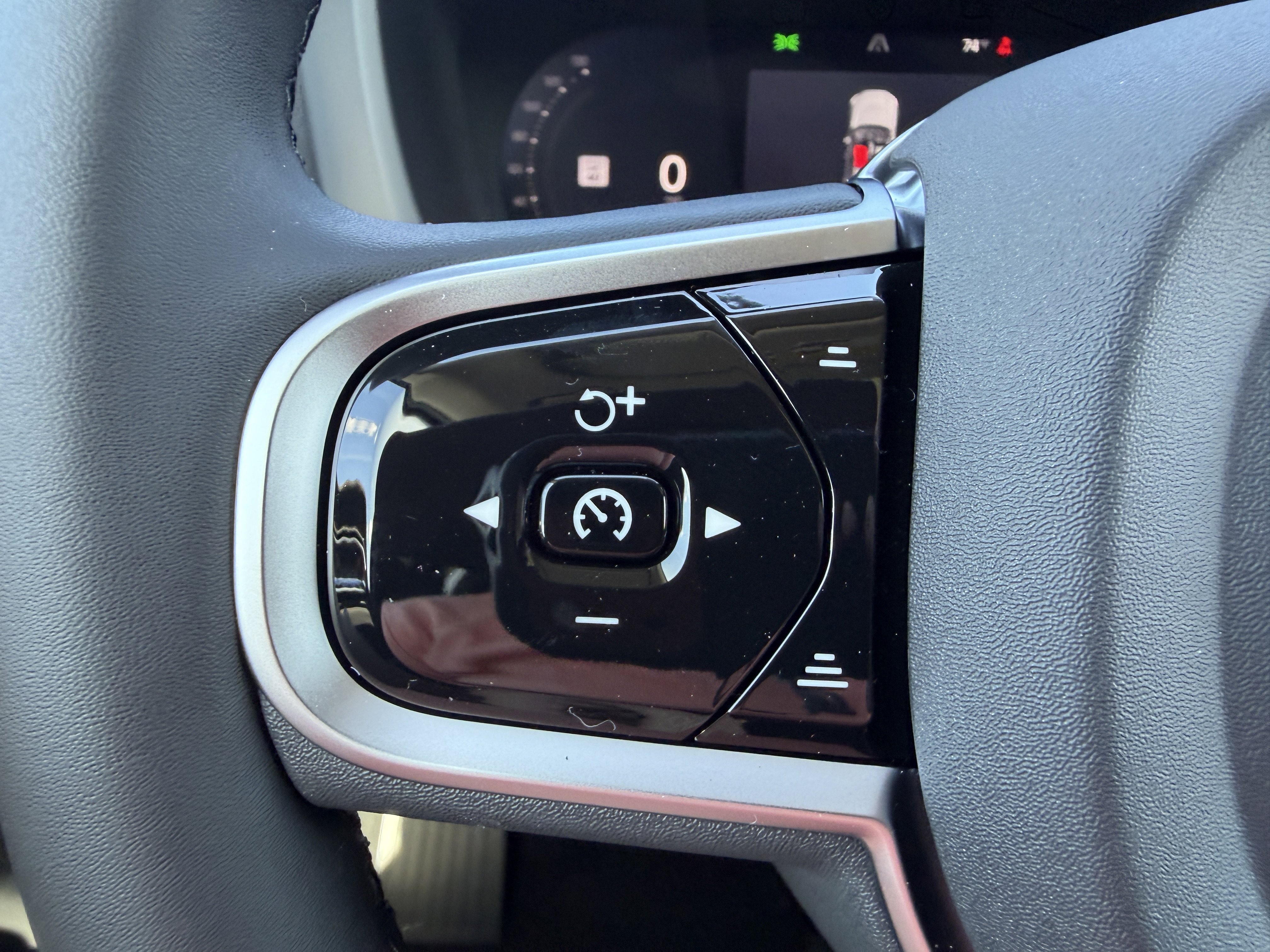 New 2026 Volvo XC60 B5 Core image 28