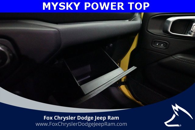 Used 2023 Jeep Wrangler Unlimited Sahara w/ Cold Weather Group image 29