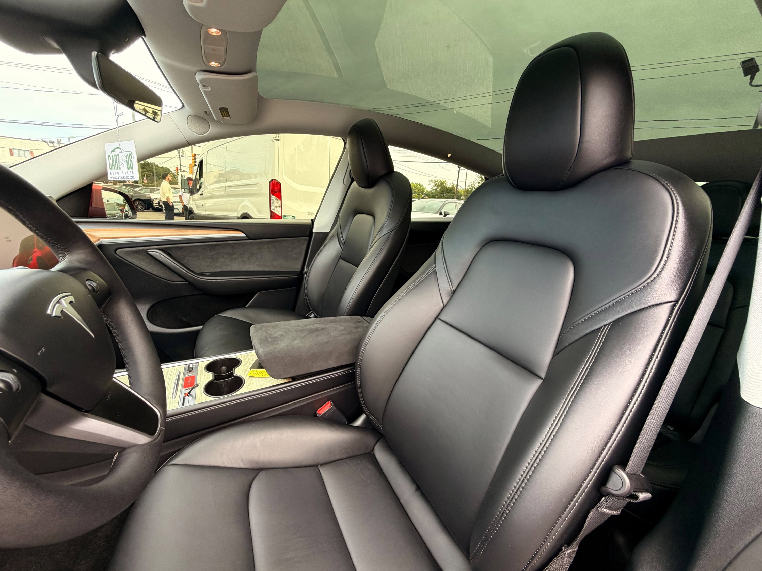 Used 2024 Tesla Model Y Performance AWD/4WD image 15