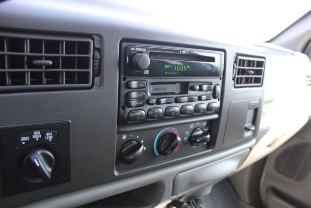 Used 2002 Ford F350 XLT image 22