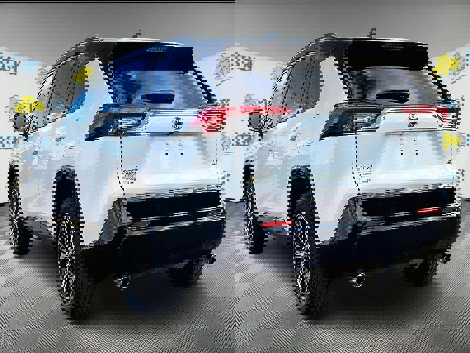 Used 2023 Toyota RAV4 XSE image 4