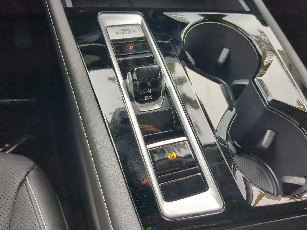 New 2026 Volkswagen Atlas SE FWD image 28