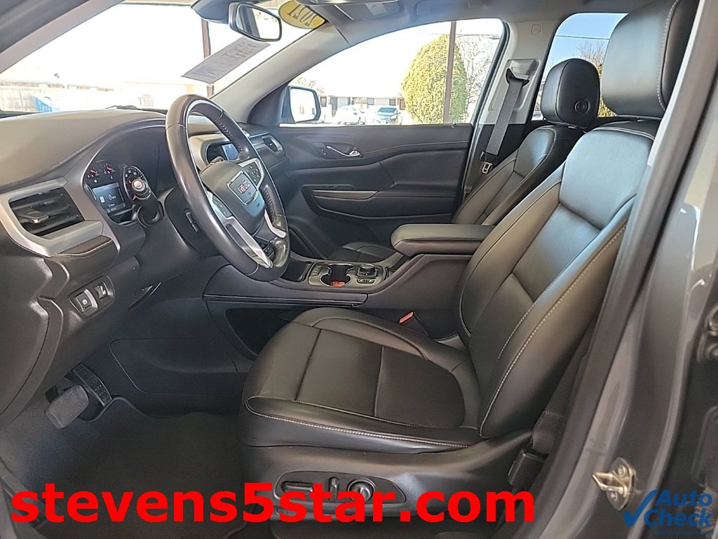 Used 2021 GMC Acadia SLT w/ LPO, Floor Liner Package image 2