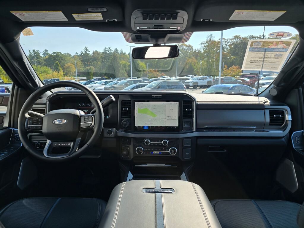 Used 2025 Ford F350 Platinum image 32