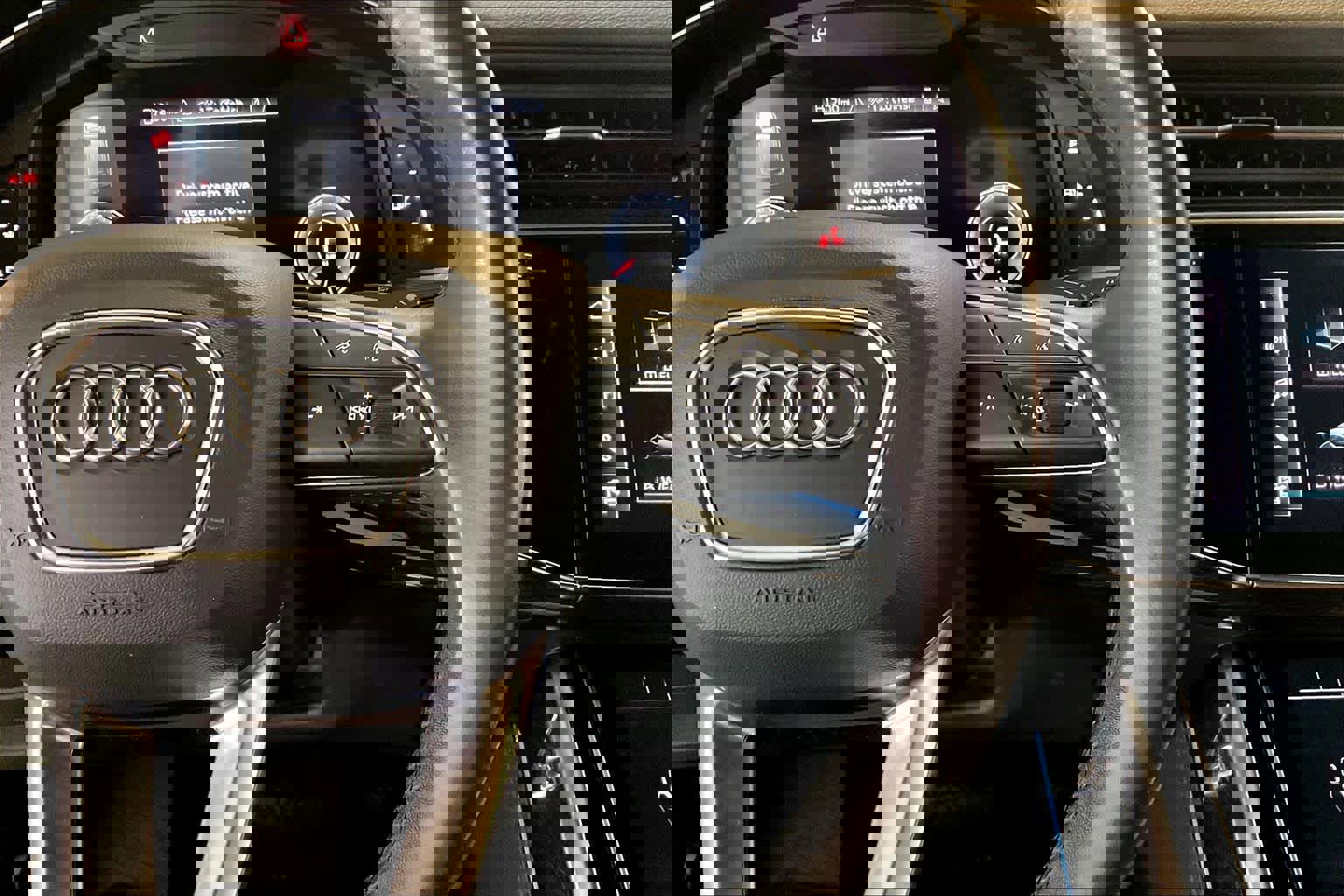 Used 2023 Audi Q7 Premium Plus w/ Premium Plus Package image 23