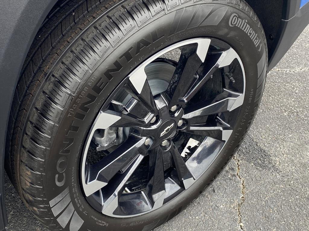 New 2026 Chevrolet Equinox RS w/ LPO, Floor Liner Package image 16